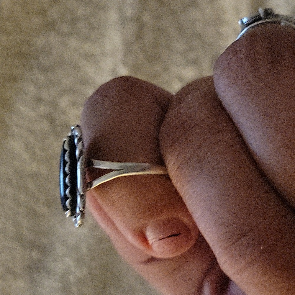 Women's ring - Picture 3 of 3